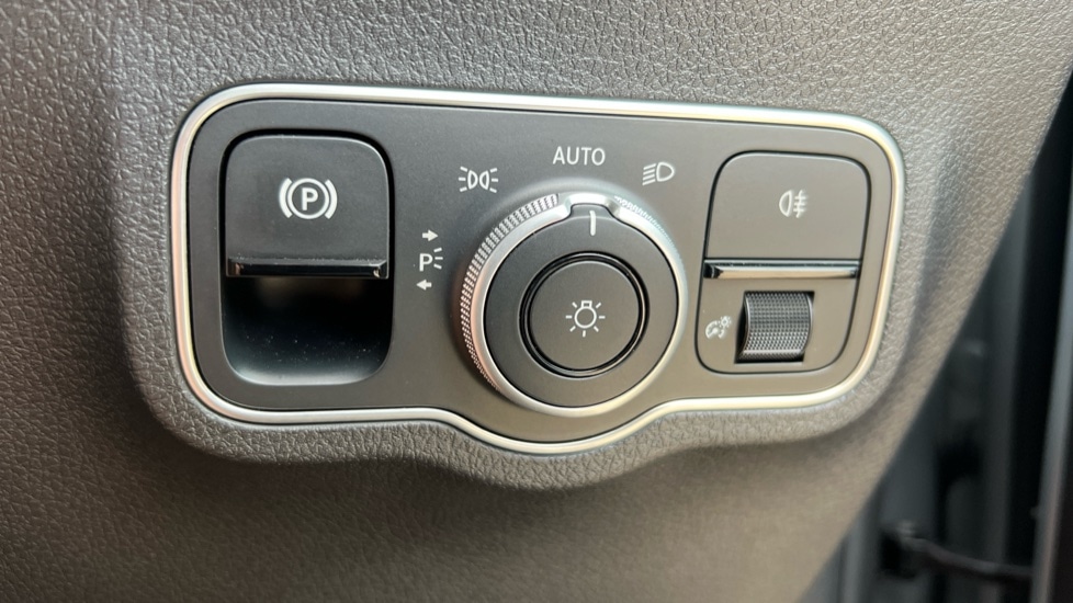 Used Mercedes-Benz GLB 2024 for sale - 76183870: Photo 59