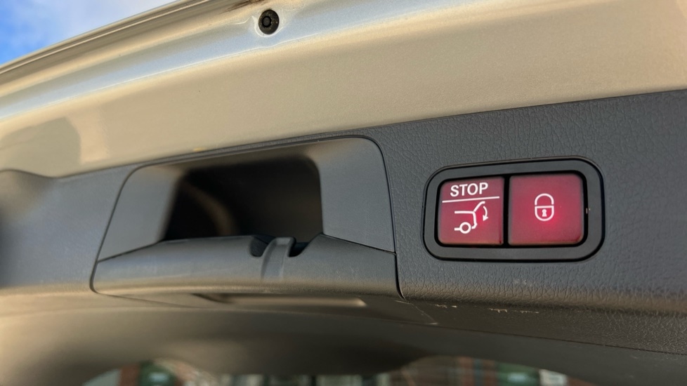 Used Mercedes-Benz GLB 2024 for sale - 76183870: Photo 61