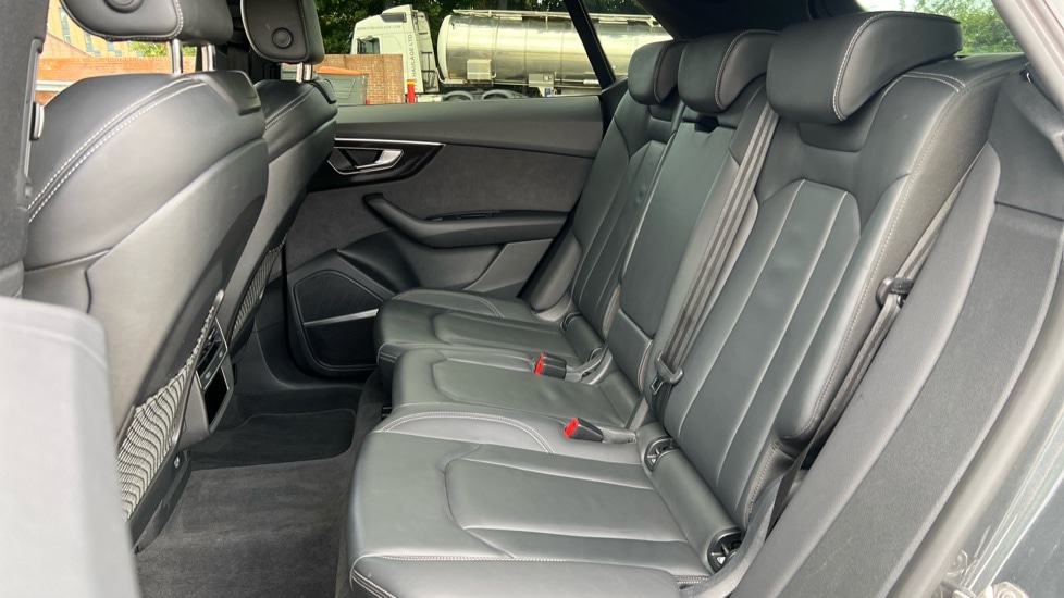 Used Audi Q8 2023 for sale - 75751320: Photo 14