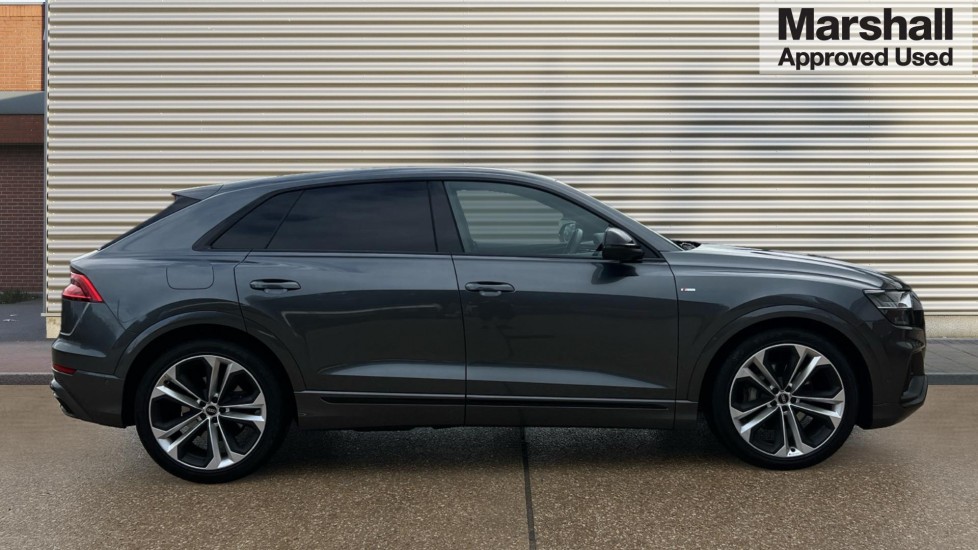 Used Audi Q8 2023 for sale - 75751320: Photo 2
