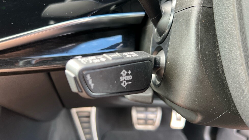 Used Audi Q8 2023 for sale - 75751320: Photo 52