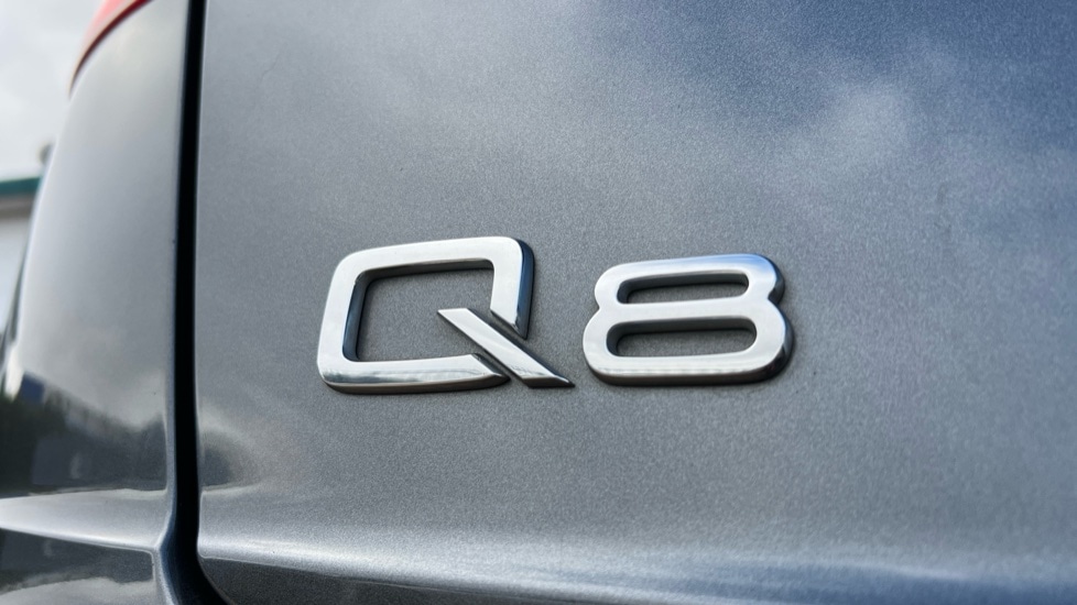 Used Audi Q8 2023 for sale - 75751320: Photo 55