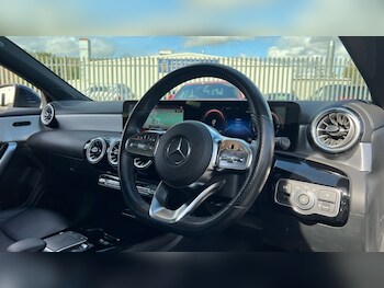 Used Mercedes-Benz CLA 2022 for sale - 76161205: Photo 3