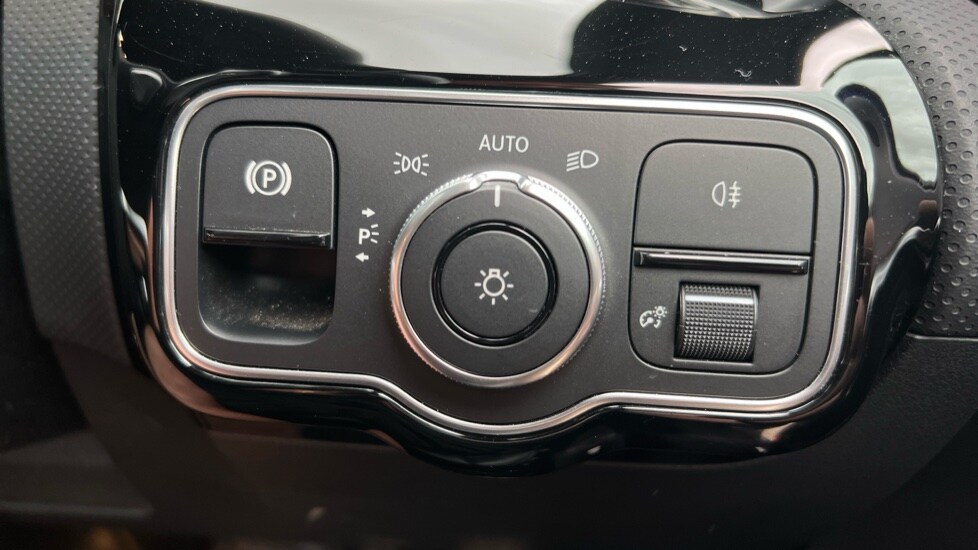 Used Mercedes-Benz CLA 2022 for sale - 76161205: Photo 62