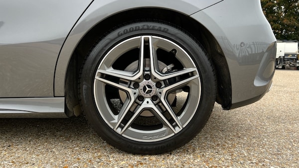 Used Mercedes-Benz A-Class 2019 for sale - 76297440: Photo 26