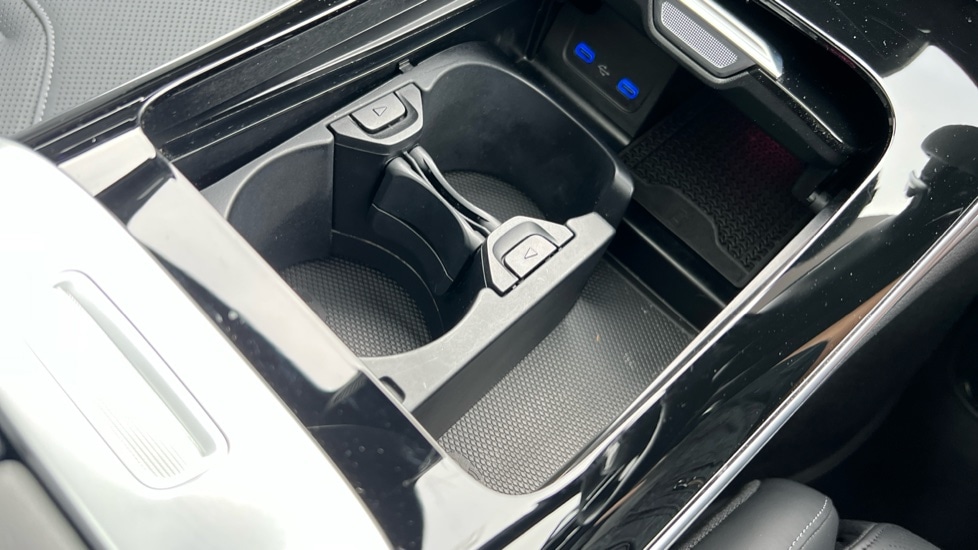 Used Mercedes-Benz C Class 2024 for sale - 76908043: Photo 54