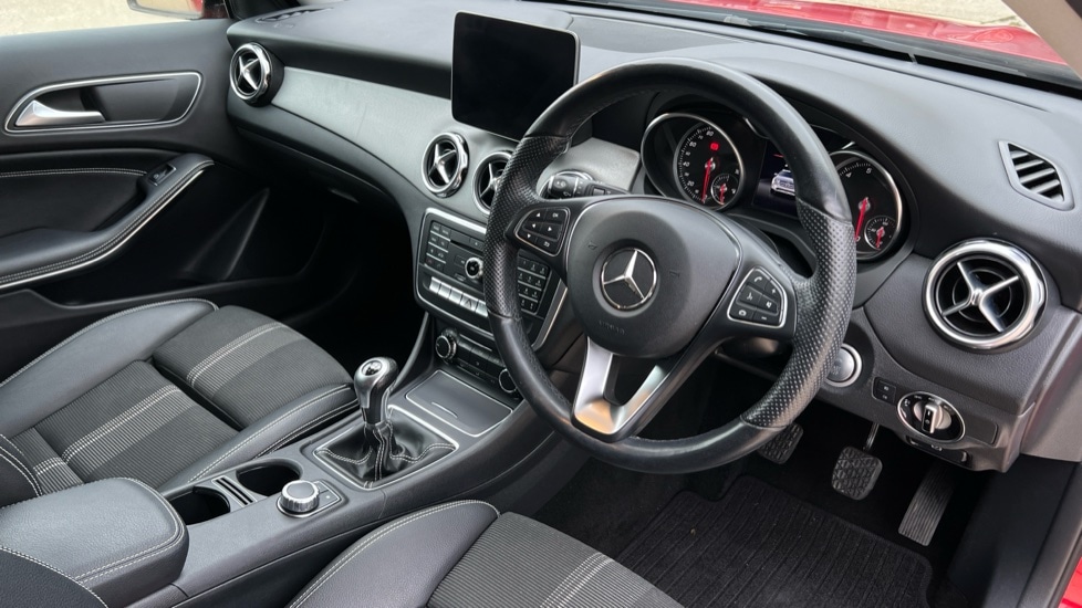 Used Mercedes-Benz GLA 2019 for sale - 76195984: Photo 3