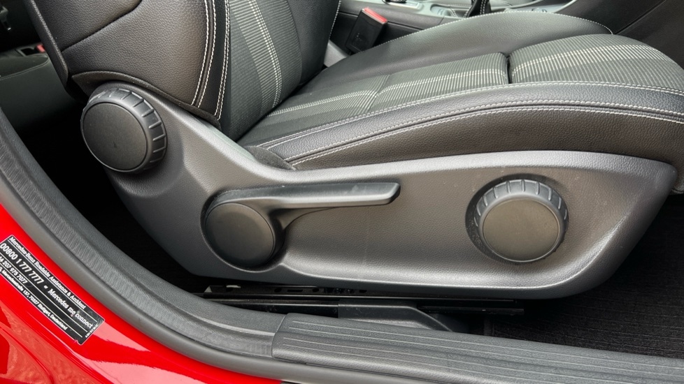 Used Mercedes-Benz GLA 2019 for sale - 76195984: Photo 38