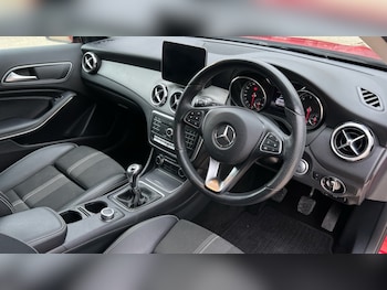 Used Mercedes-Benz GLA 2019 for sale - 76195984: Photo