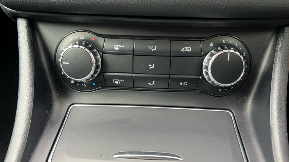 Used Mercedes-Benz GLA 2019 for sale - 76195984: Photo 45