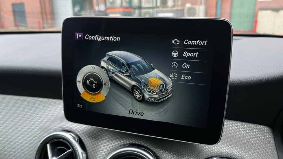 Used Mercedes-Benz GLA 2019 for sale - 76888796: Photo 41