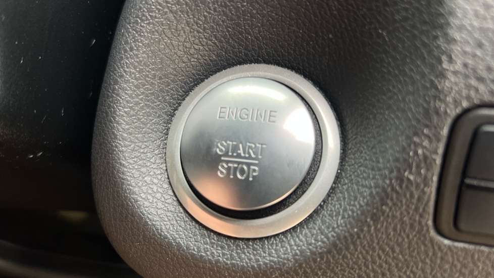 Used Mercedes-Benz GLA 2019 for sale - 76888796: Photo 51