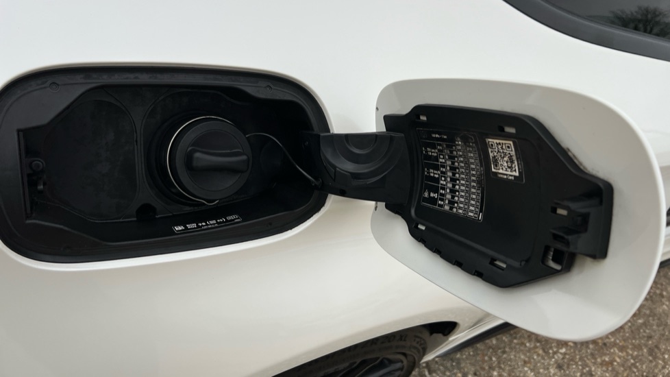 Used Mercedes-Benz C Class 2018 for sale - 77025460: Photo 28