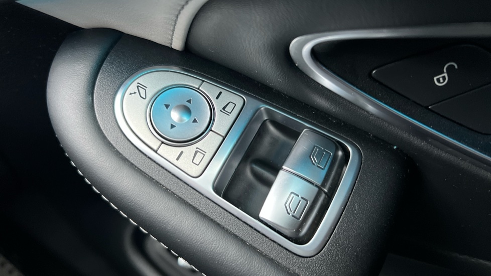 Used Mercedes-Benz C Class 2018 for sale - 77025460: Photo 39