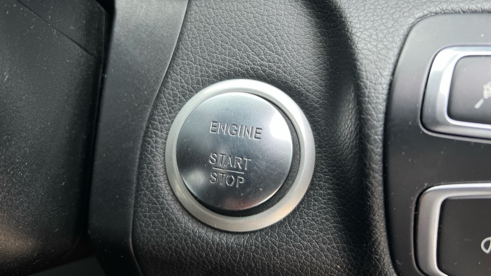 Used Mercedes-Benz C Class 2018 for sale - 77025460: Photo 43