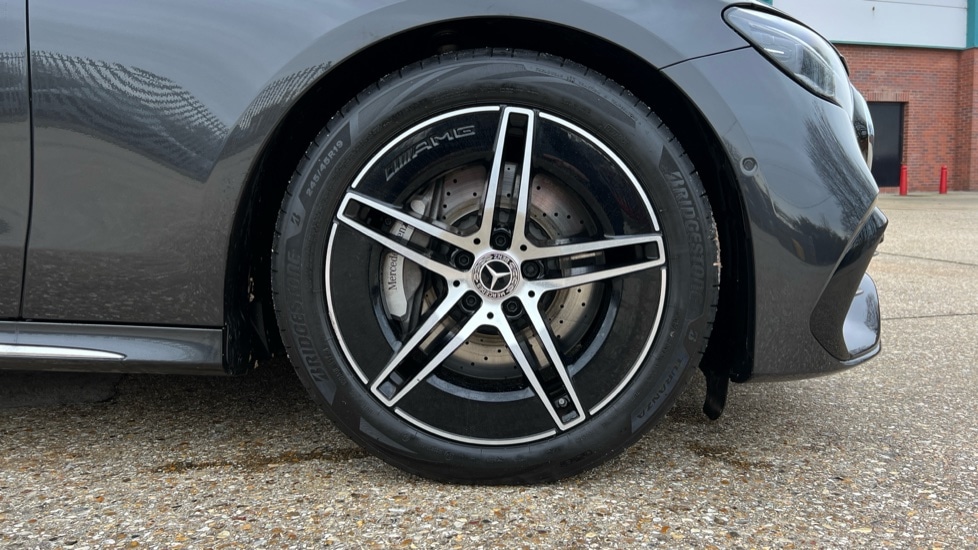 Used Mercedes-Benz E Class 2025 for sale - 76466144: Photo 5