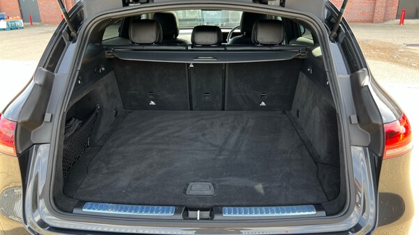 Used Mercedes-Benz EQC 2021 for sale - 76297664: Photo 17