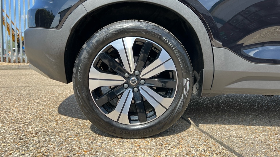 Used Volvo XC40 2024 for sale - 76124770: Photo 19