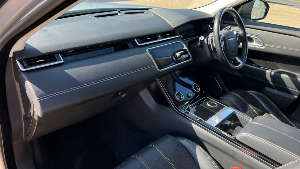 Used Land Rover Range Rover Velar 2017 for sale - 76180158: Photo 10