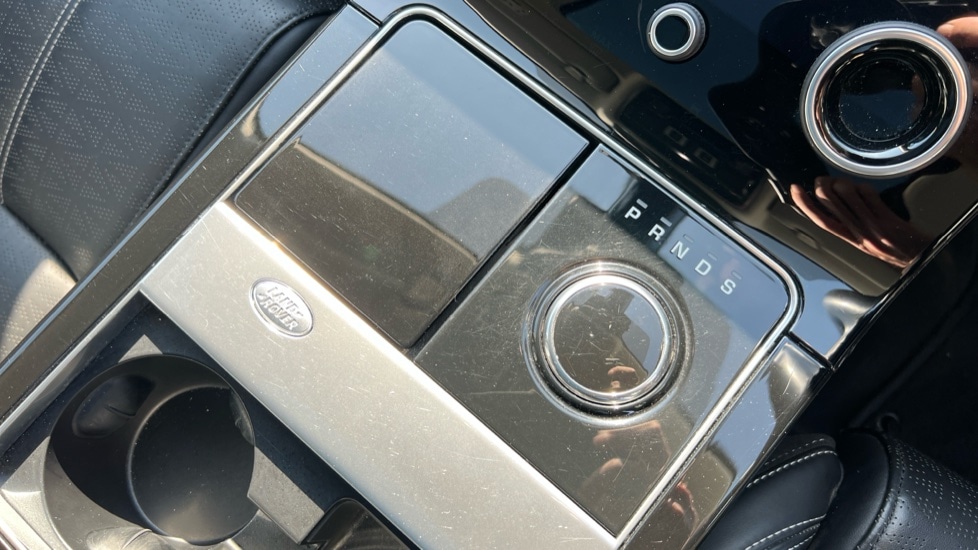 Used Land Rover Range Rover Velar 2017 for sale - 76180158: Photo 29