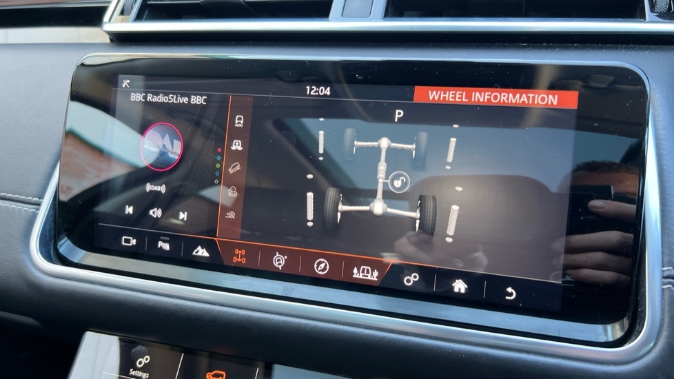 Used Land Rover Range Rover Velar 2017 for sale - 76180158: Photo 61