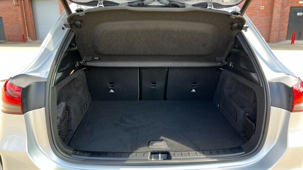 Used Mercedes-Benz EQA 2021 for sale - 75088430: Photo 17