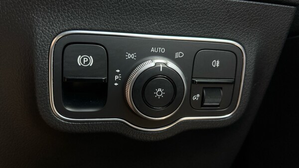 Used Mercedes-Benz EQA 2021 for sale - 75088430: Photo 47