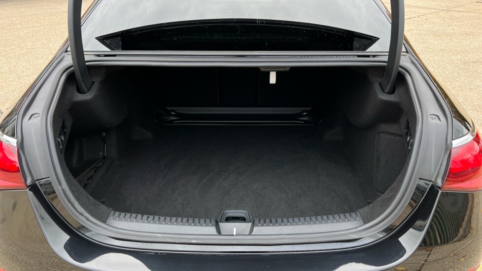 Used Mercedes-Benz E Class 2025 for sale - 76261494: Photo 17