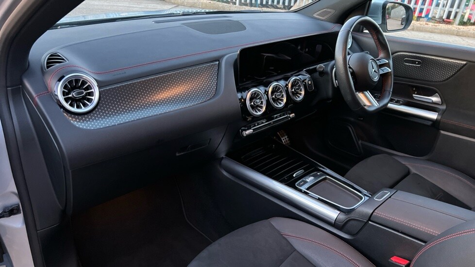 Used Mercedes-Benz EQA 2024 for sale - 76586977: Photo 11