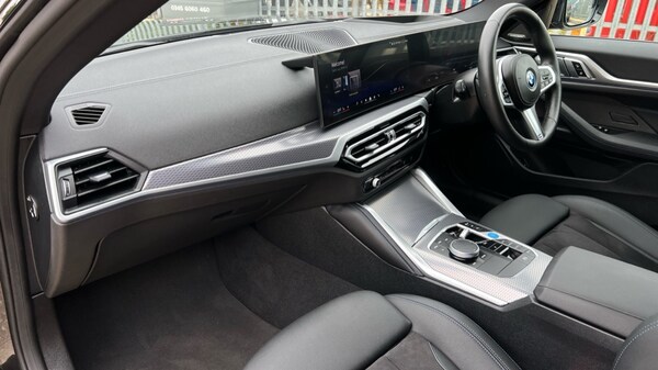 Used BMW i4 2024 for sale - 75526821: Photo 10