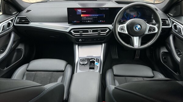 Used BMW i4 2024 for sale - 75526821: Photo 11