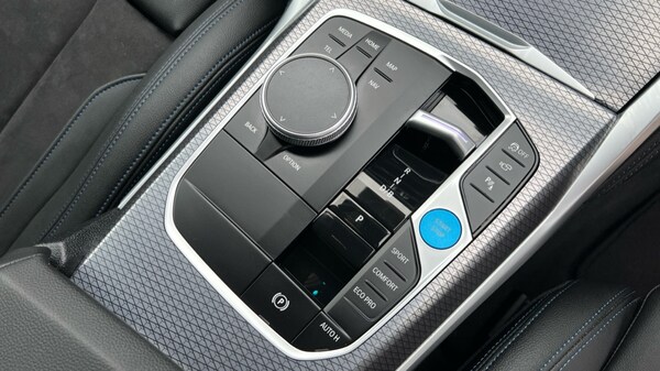 Used BMW i4 2024 for sale - 75526821: Photo 29