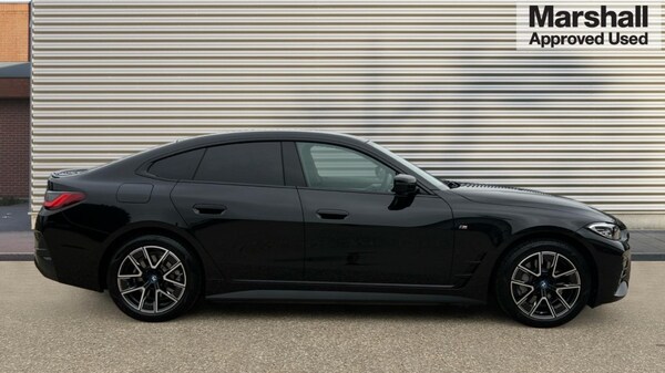 Used BMW i4 2024 for sale - 75526821: Photo 2