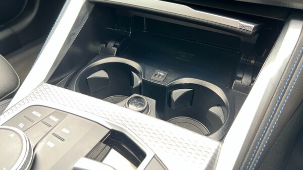 Used BMW i4 2024 for sale - 75526821: Photo 44