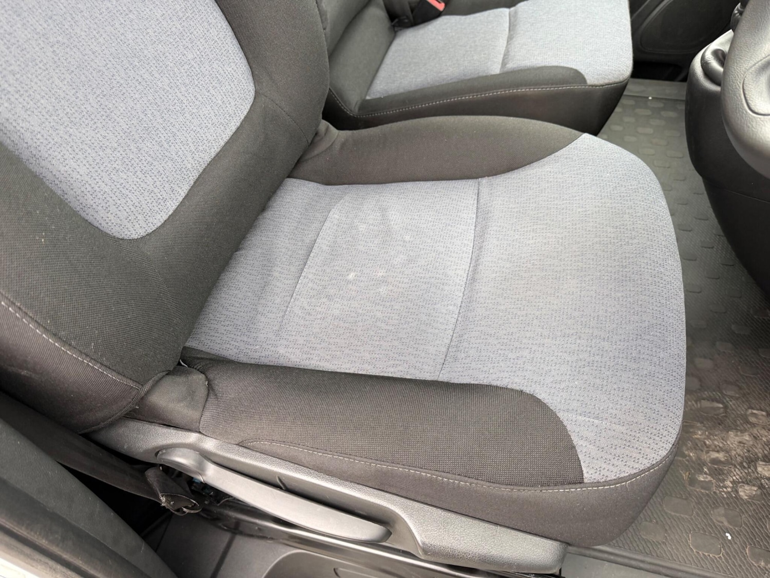 Used Vauxhall Vivaro 2014 for sale - 77682921: Photo 11