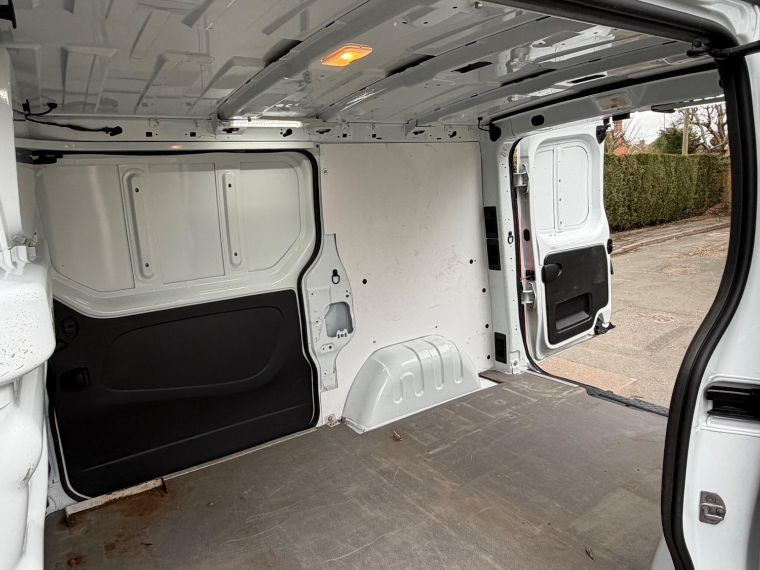 Used Vauxhall Vivaro 2014 for sale - 77682921: Photo 21