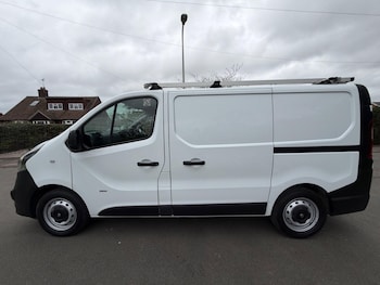 Used Vauxhall Vivaro 2014 for sale - 77682921: Photo