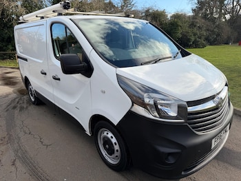 Vauxhall Vivaro feature image