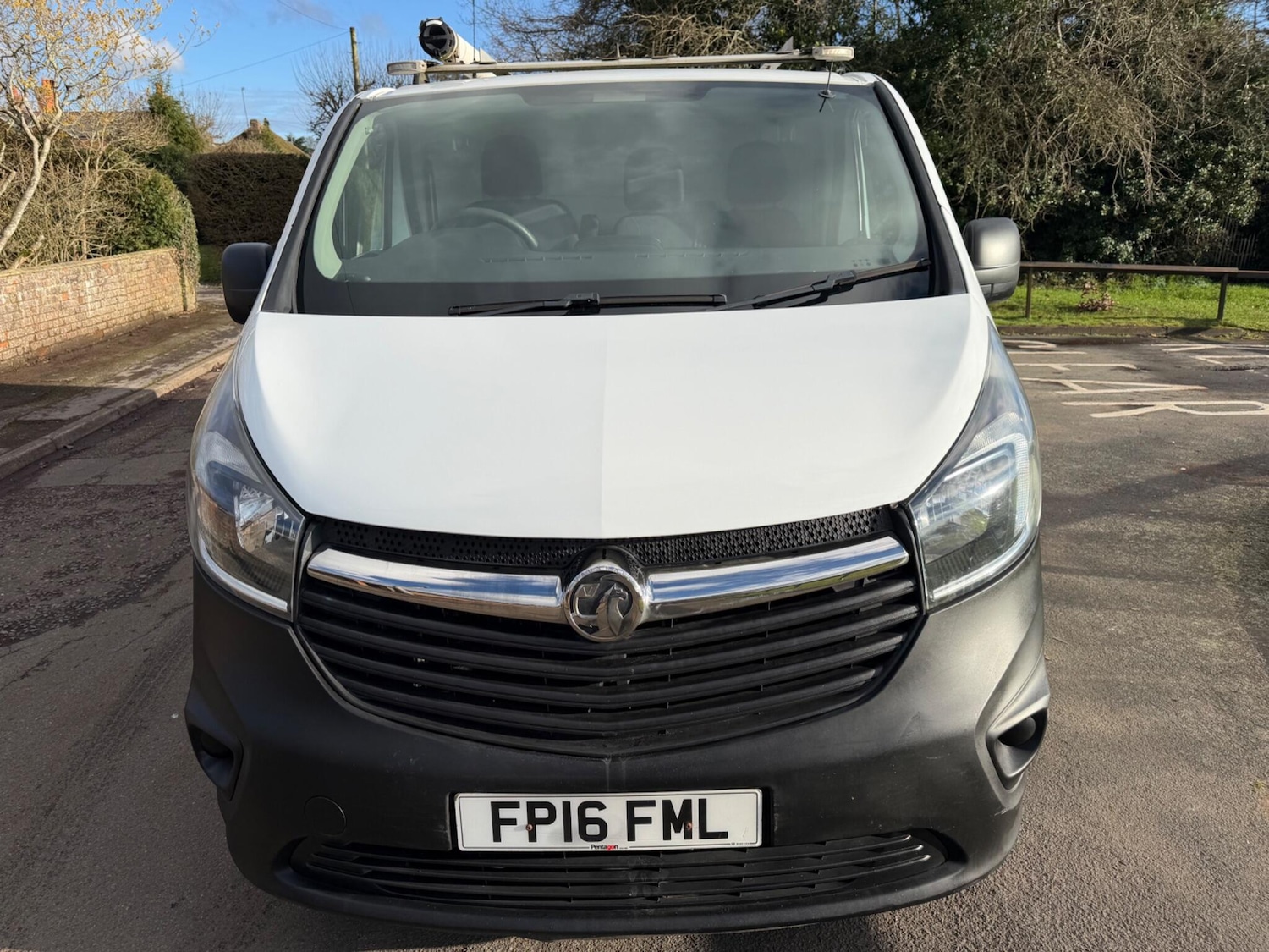 Used Vauxhall Vivaro 2016 for sale - 77439978: Photo 2