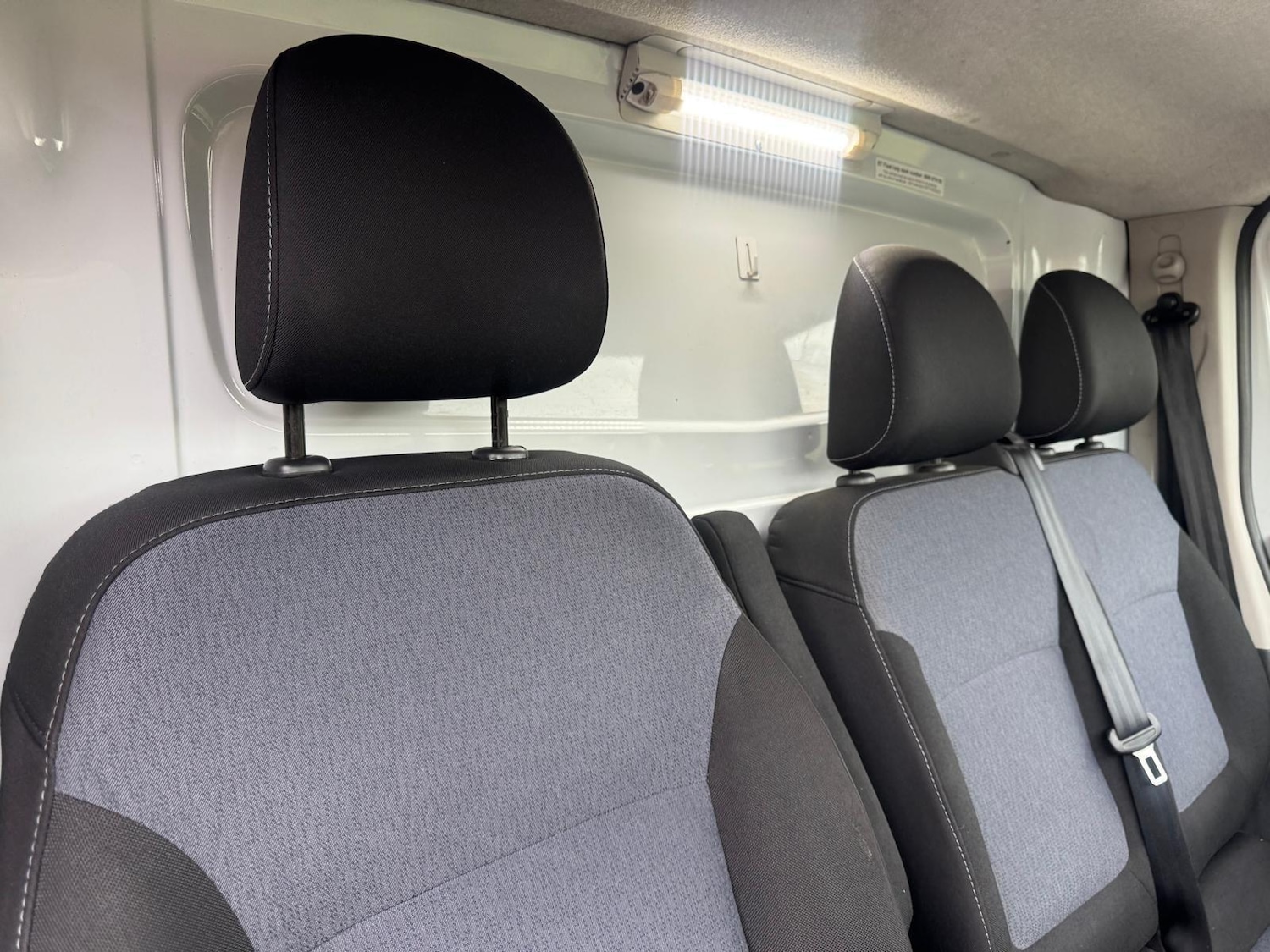 Used Vauxhall Vivaro 2014 for sale - 77898463: Photo 10