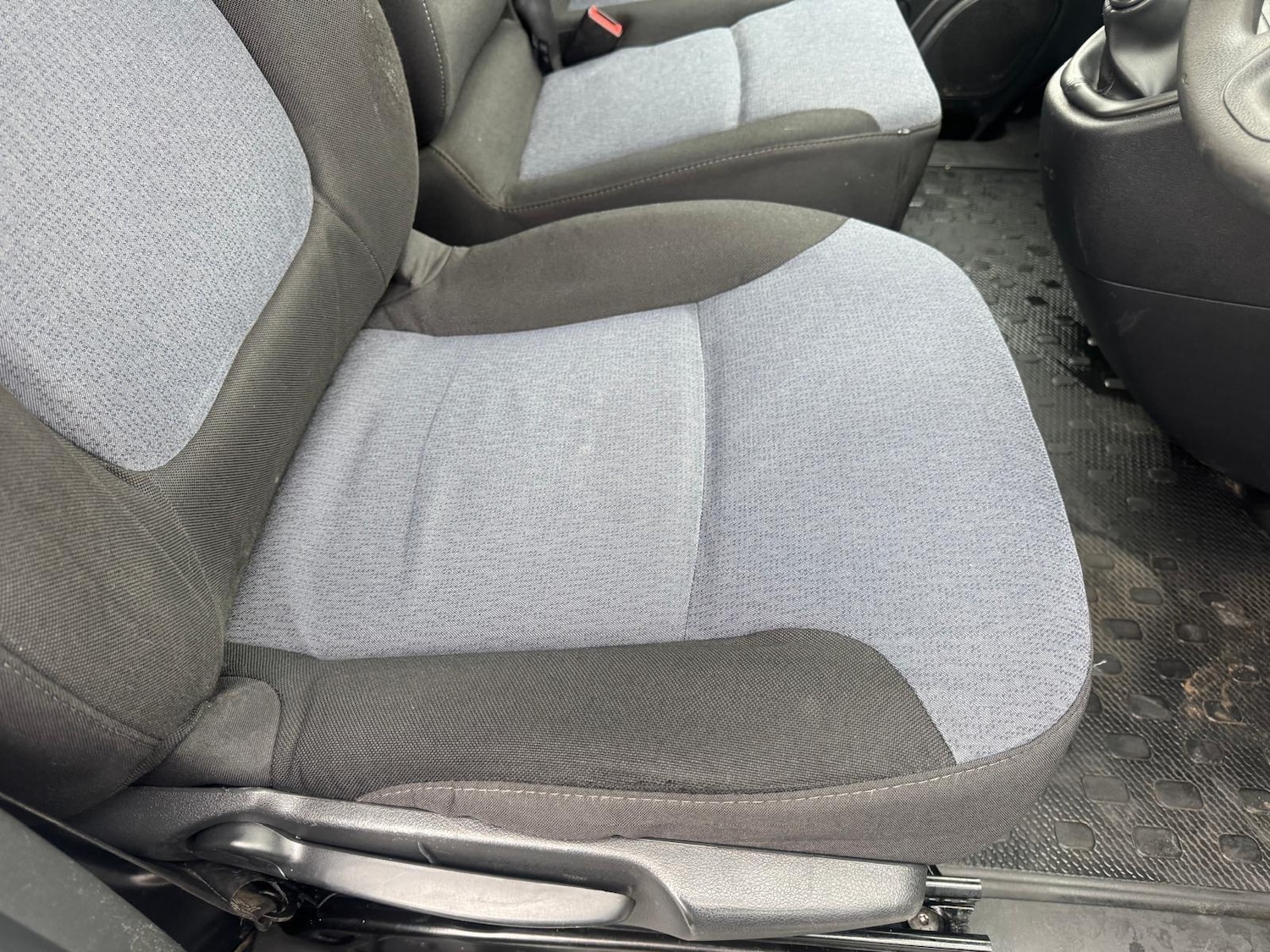 Used Vauxhall Vivaro 2014 for sale - 77898463: Photo 14