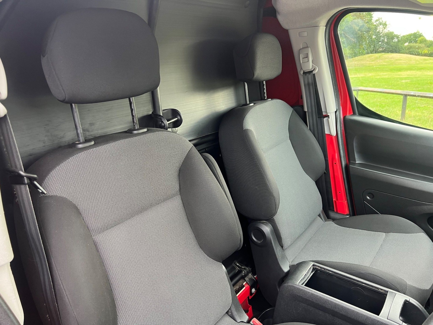 Used Peugeot Partner 2017 for sale - 77424979: Photo 10