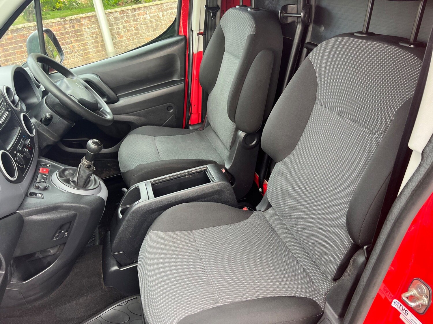 Used Peugeot Partner 2017 for sale - 77424979: Photo 15