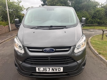 Used Ford Tourneo Custom 2017 for sale - 78879018: Photo