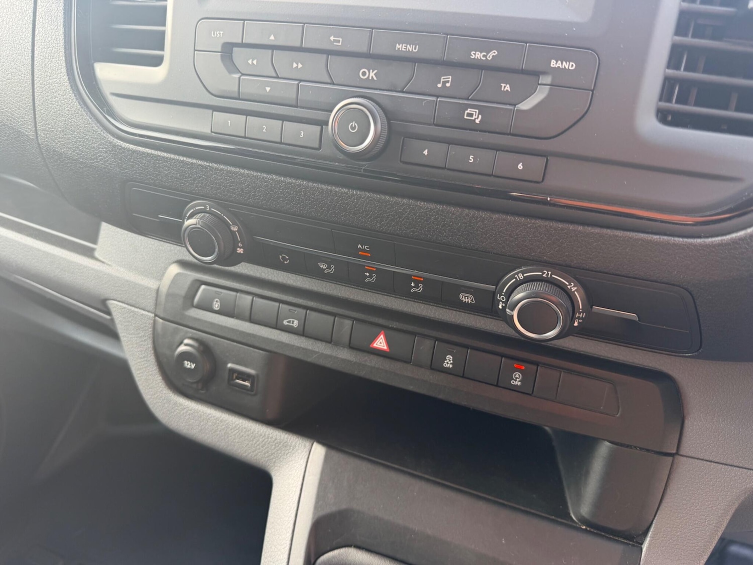 Used Vauxhall Vivaro for sale - 77769411: Photo 13