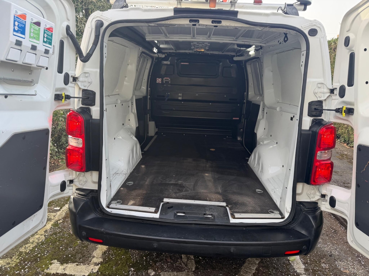 Used Vauxhall Vivaro for sale - 77769411: Photo 19