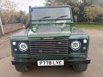 Used Land Rover Defender 1997 for sale - 77424861: Photo