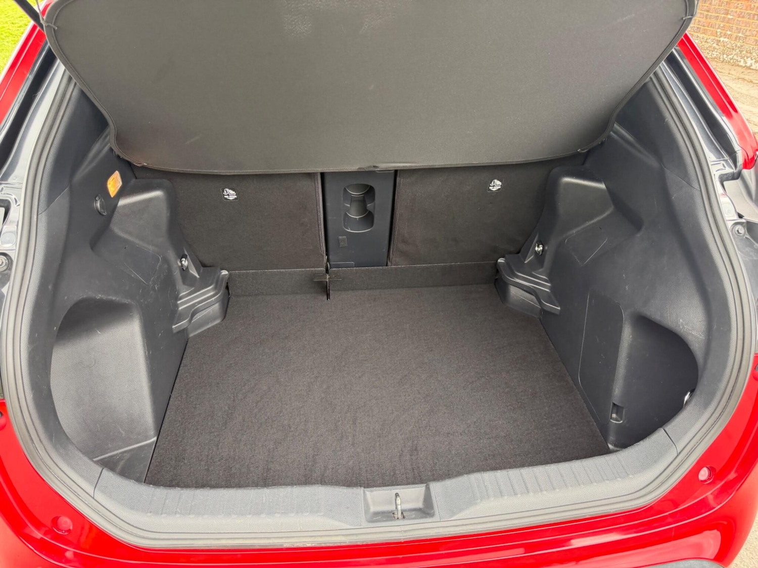 Used Toyota Yaris Cross 2022 for sale - 78100052: Photo 27