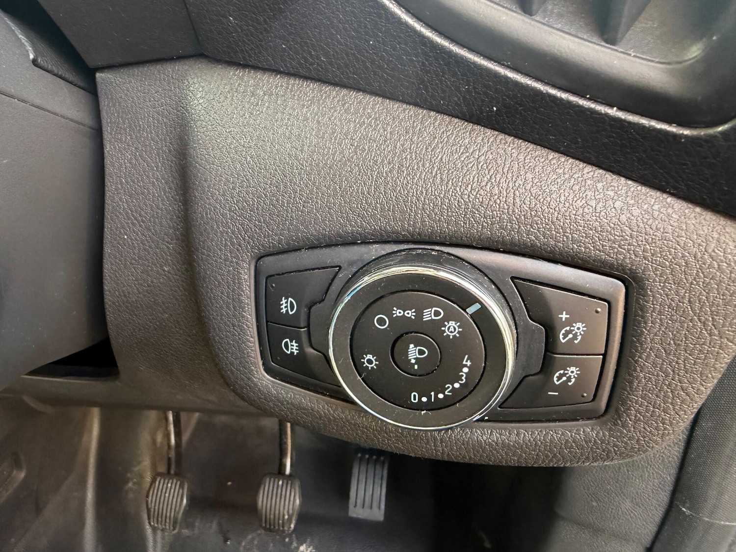 Used Ford Transit Connect 2017 for sale - 77424879: Photo 18