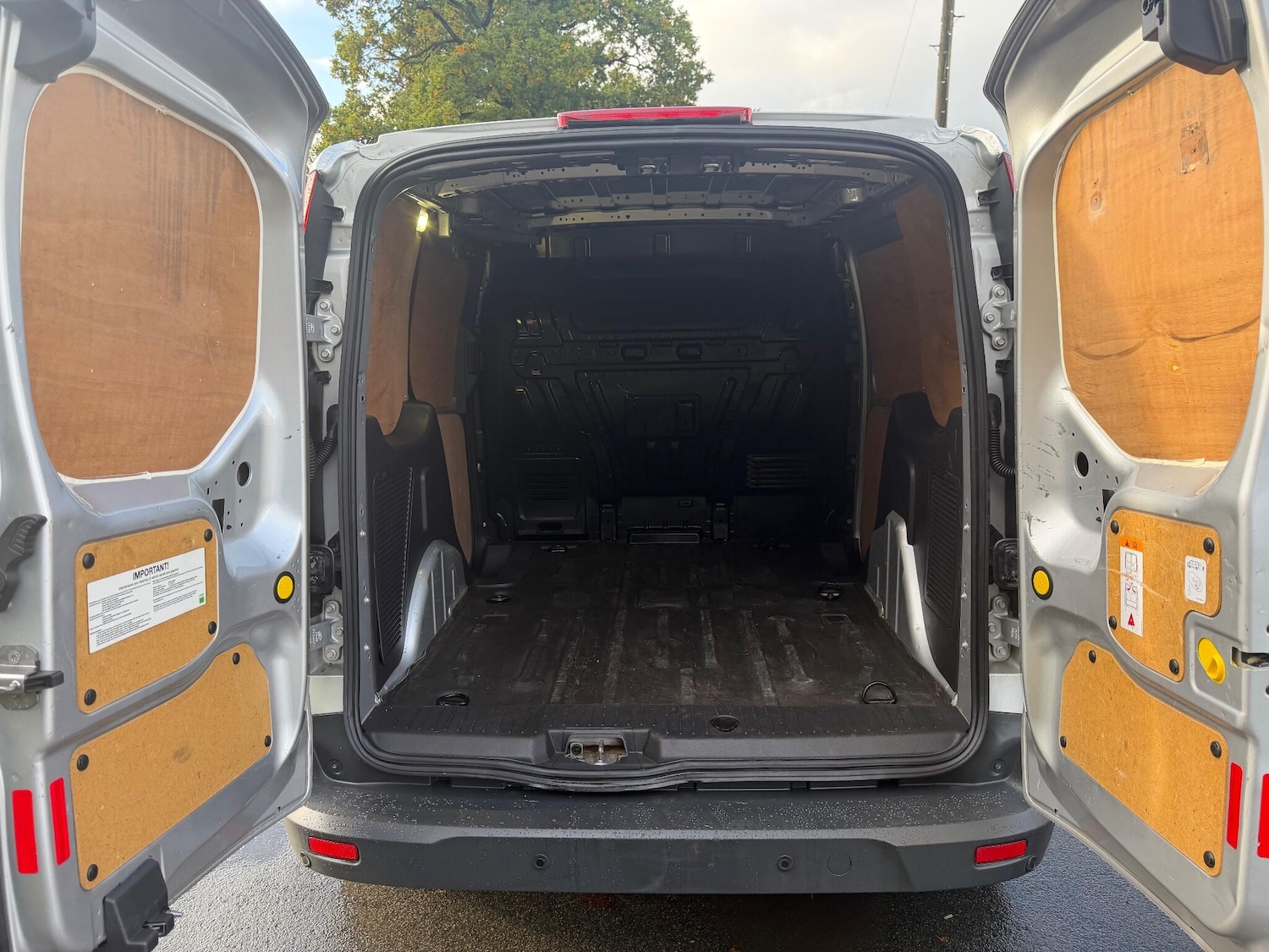 Used Ford Transit Connect 2017 for sale - 77424879: Photo 24